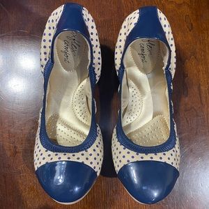 COPY - Women Dexflex Comfort Flats